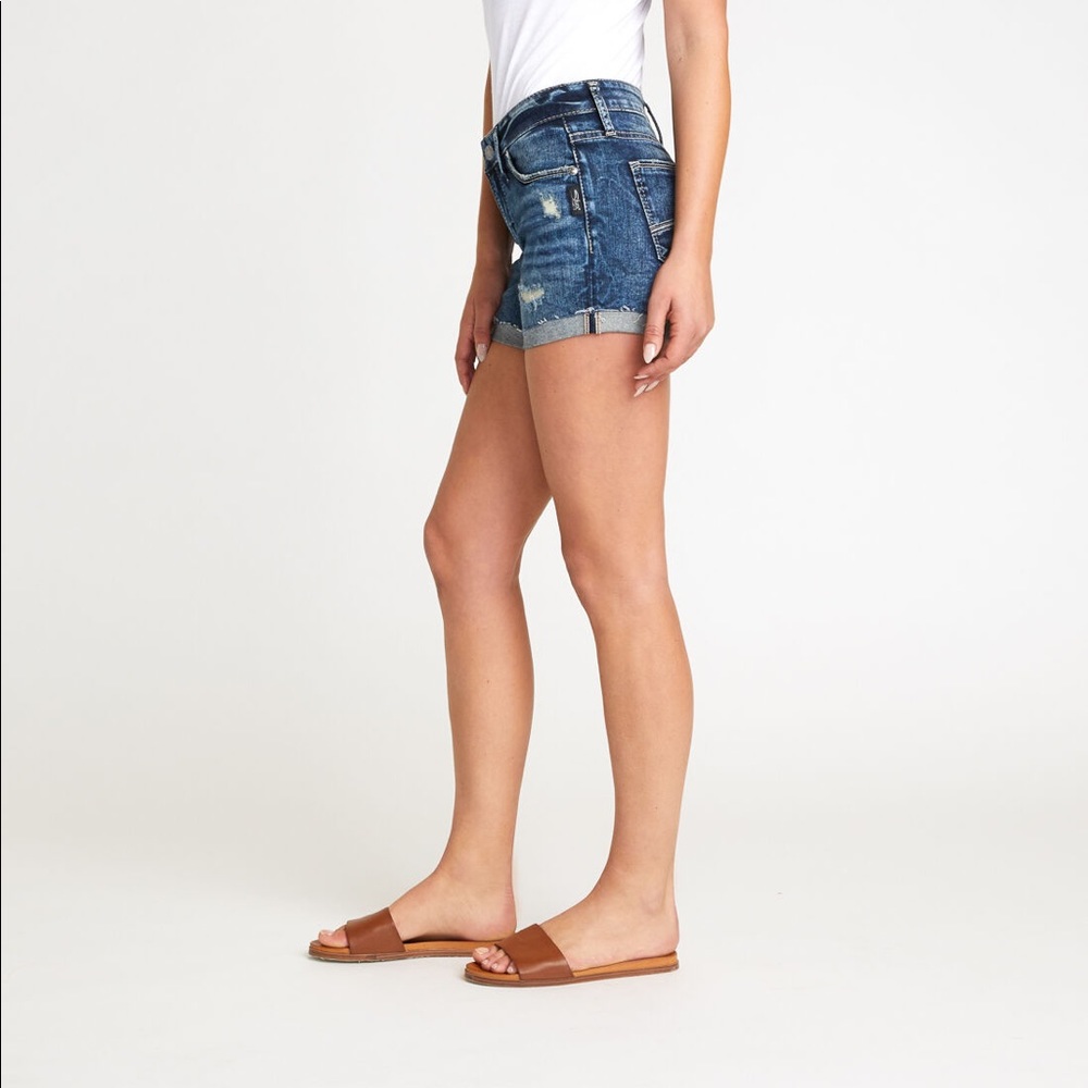 Silver Jeans Suki Surplus Shorts Size 26